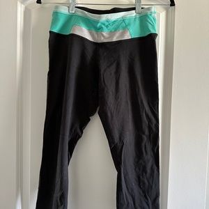 Lululemon Workout Crop